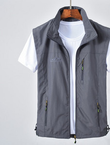 Férfi mellény cipzárral, sok színben