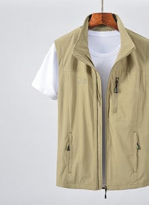 Vestă pentru bărbați cu inscripții brodate și buzunar