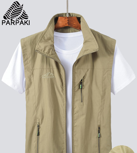 Greitai džiūstanti vyriška liemenė su kišene ir užtrauktuku