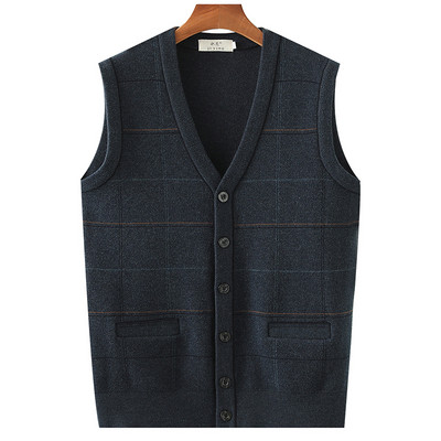 Muški jesenski prsluk s V izrezom i gumbima