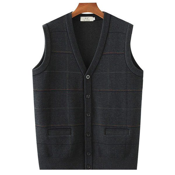 Muški jesenski prsluk s V izrezom i gumbima