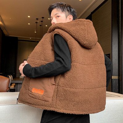 Vyriška pliušinė liemenė su gobtuvu