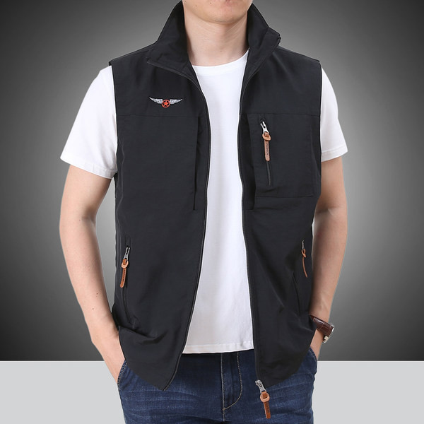 Férfi mellény cipzárral és mintával