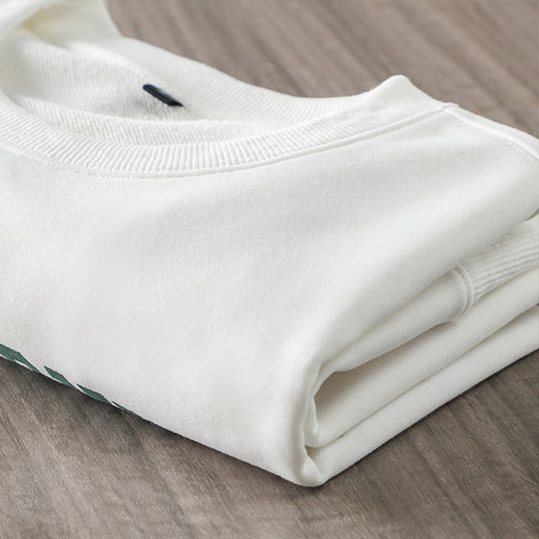 Bluză bărbătească cu inscripție în trei culori