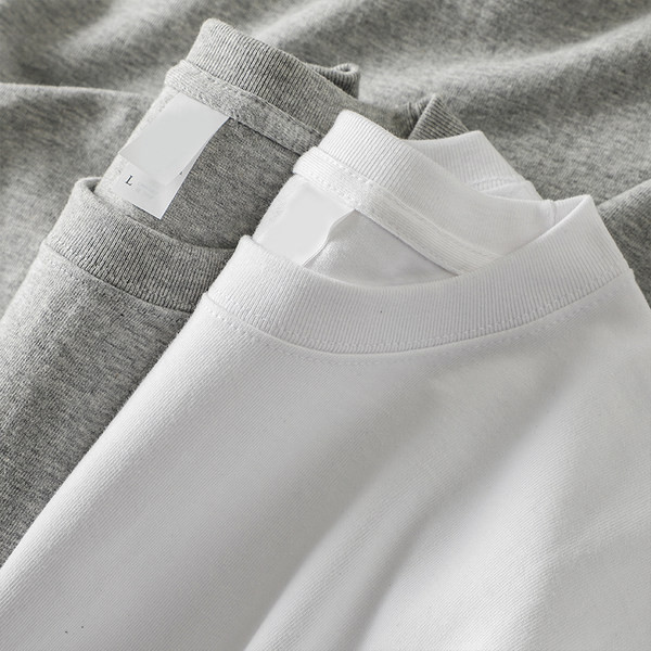 Vienspalviai vyriški marškinėliai