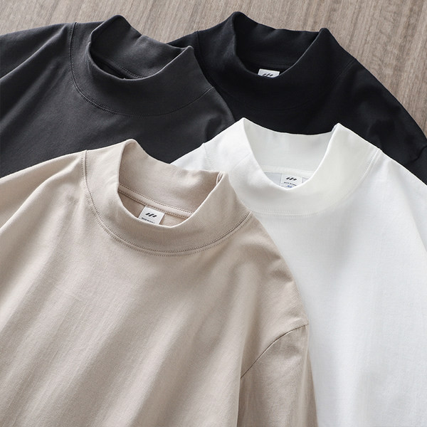 Įvairių spalvų vyriški polo marškinėliai