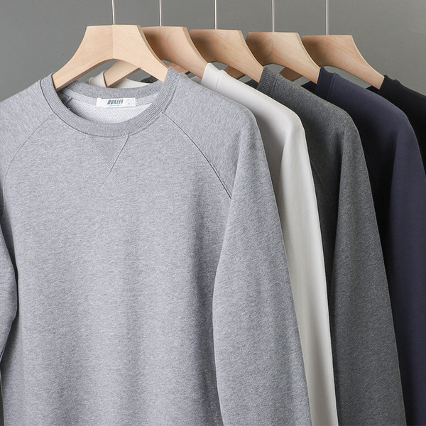 Új modell férfi blúz ovális nyakkivágással és hosszú ujjal