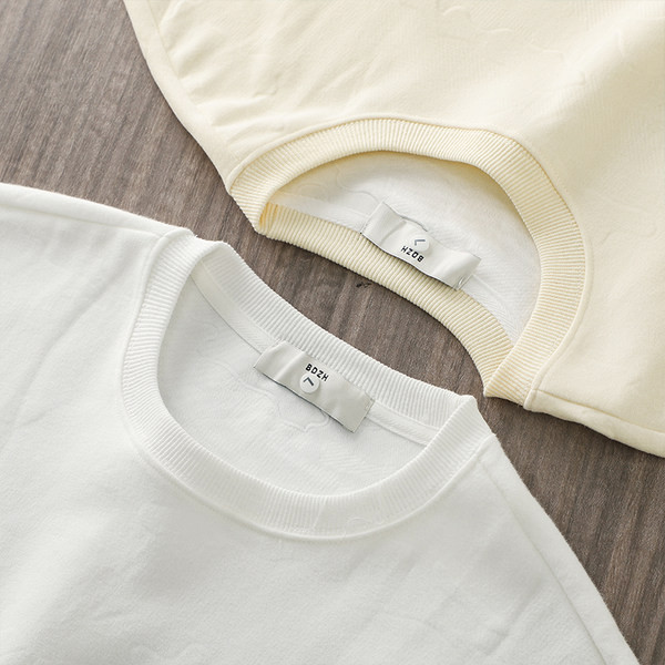 Letisztult modell férfi blúz, hosszú ujjal és O-nyakkivágással