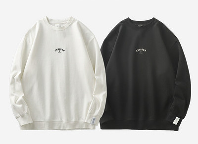 Férfi blúz felirattal és számokkal széles mintával