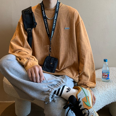 Alkalmi férfi blúz ovális nyakkivágással és hosszú ujjakkal