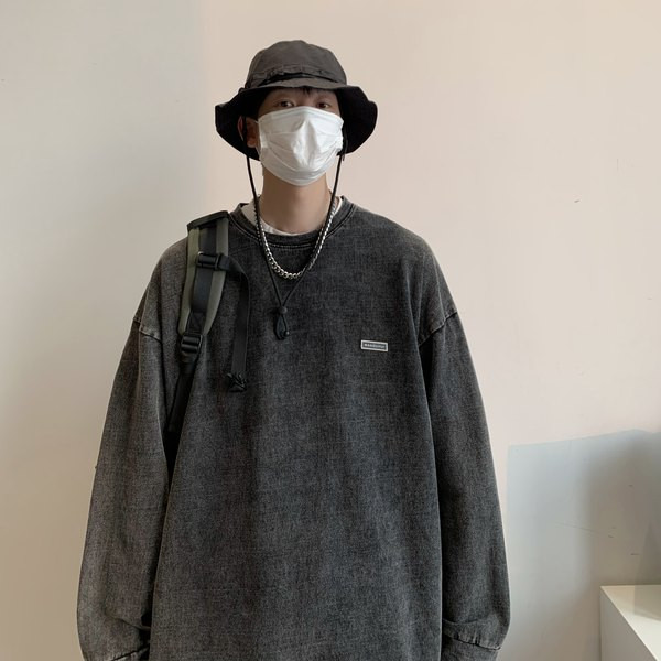 Alkalmi férfi blúz ovális nyakkivágással és hosszú ujjakkal