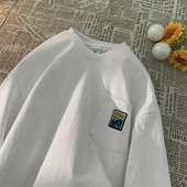 Bluze barbatesti cu buzunar si imprimeu