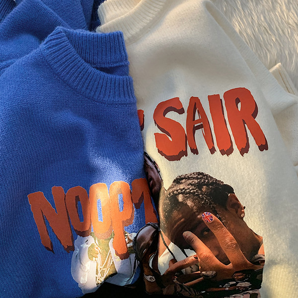 Férfi blúzok színes mintával