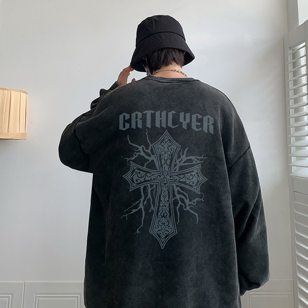 Široka muška bluza s printom i ovalnim izrezom