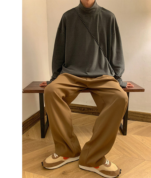 Vyriškos palaidinės platus modelis su polo