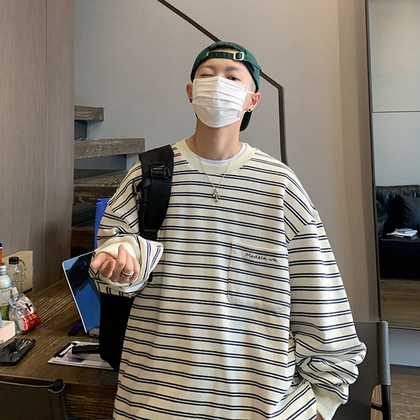 Prugasta muška bluza sa širokim rukavima