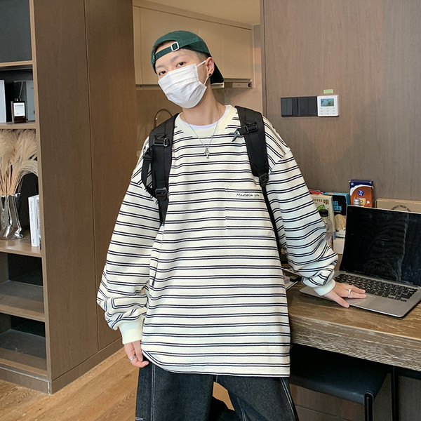 Prugasta muška bluza sa širokim rukavima