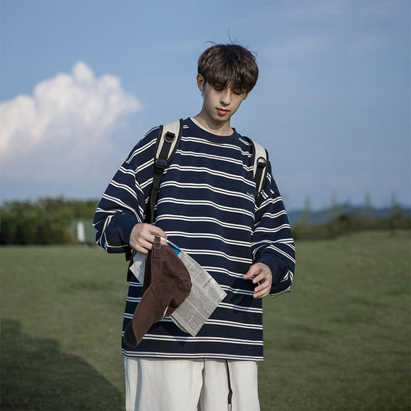 Novi model muške prugaste bluze sa ovalnim izrezom