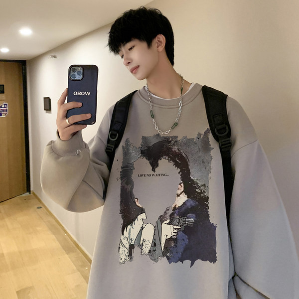 Vyriška palaidinė su aplikacijomis plataus rašto