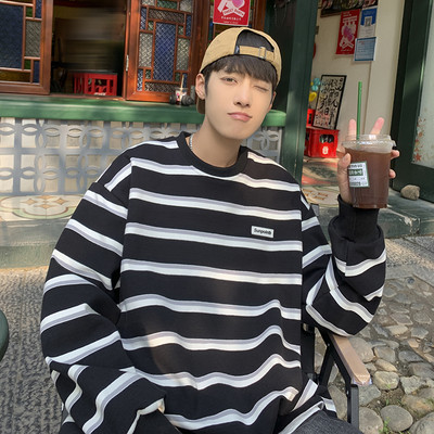 Bluza barbati cu dungi - model retro