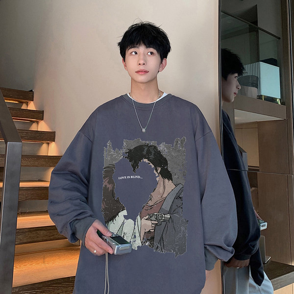 Bluza barbatesta model nou cu decolteu oval si imprimeu colorat