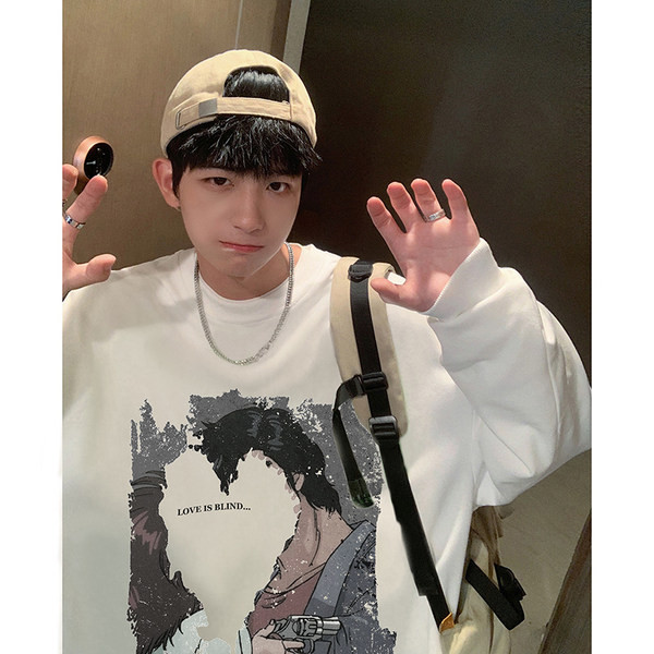 Bluza barbatesta model nou cu decolteu oval si imprimeu colorat