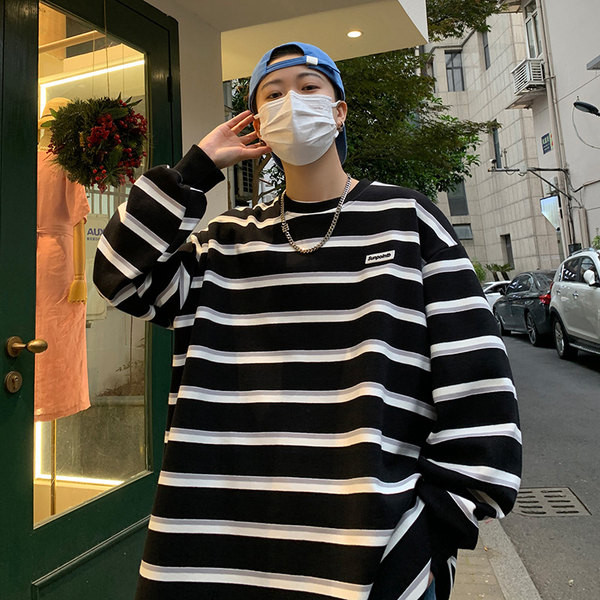 Bluză bărbătească cu dungi în două culori