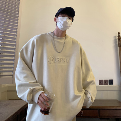 Férfi blúz ovális nyakkivágással és 3D hatású