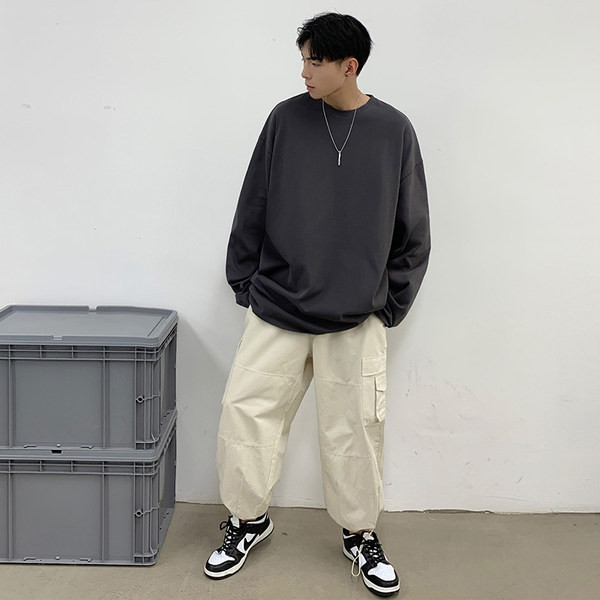 Vyriškos palaidinės platus švarus modelis