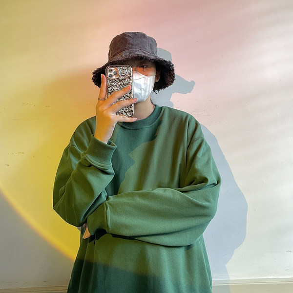 Įvairių spalvų vyriška laisvalaikio palaidinė