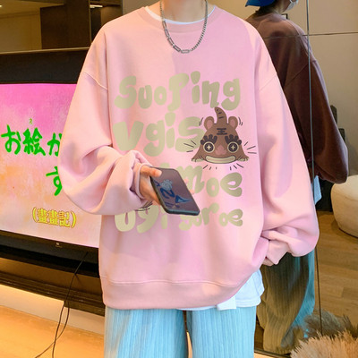 Model de culoare bluză bărbătească lată cu inscripție