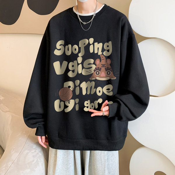 Model de culoare bluză bărbătească lată cu inscripție