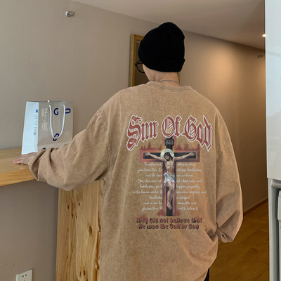 Plataus modelio vyriška palaidinė su apvalia iškirpte