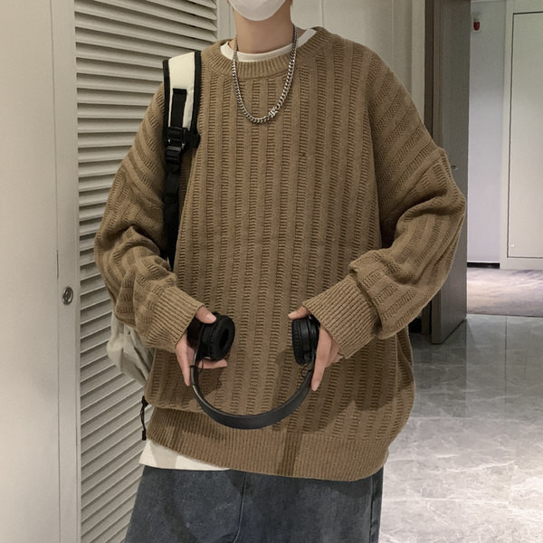 Férfi blúz mindennapi használatra, ovális nyakkivágással