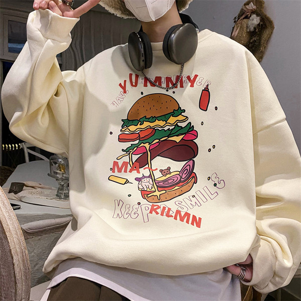 Ležerna široka bluza s printom