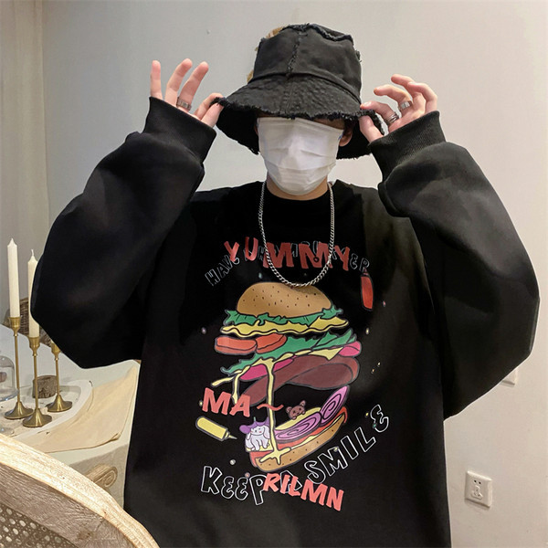 Ležerna široka bluza s printom