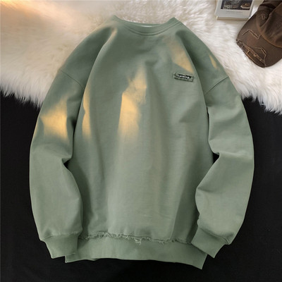 Naujo modelio vyriška palaidinė su ovalia iškirpte