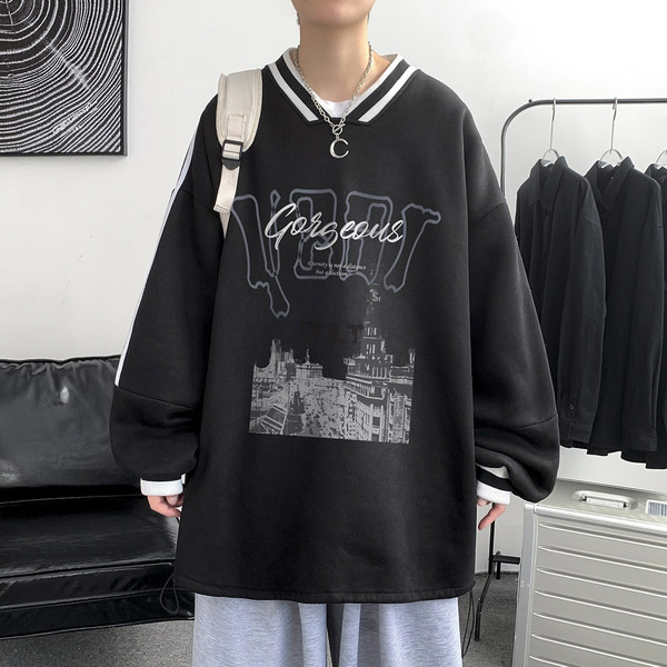 Széles férfi blúz modell V-kivágással és mintával