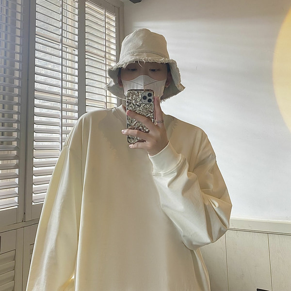 Bluză bărbătească curată în multe culori