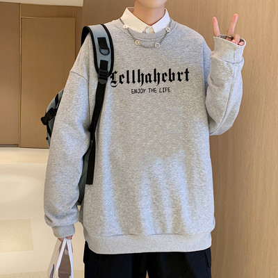 Bluză bărbătească largă cu inscripție și decolteu oval