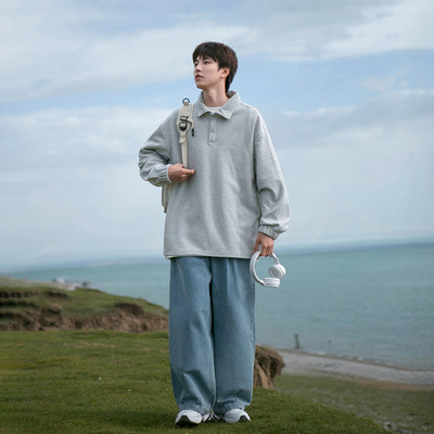 Vyriška palaidinė su švaraus rašto apykakle