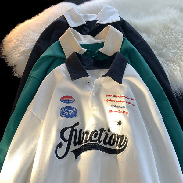 Vyriška palaidinė su apykakle ir užrašais