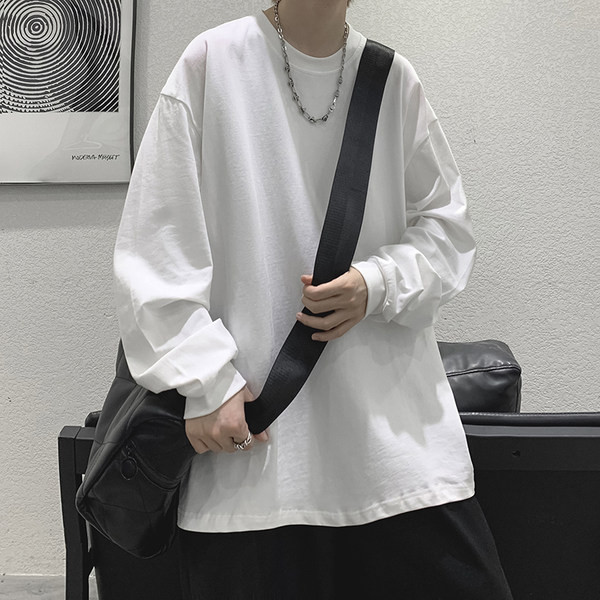 Čist model muške bluze