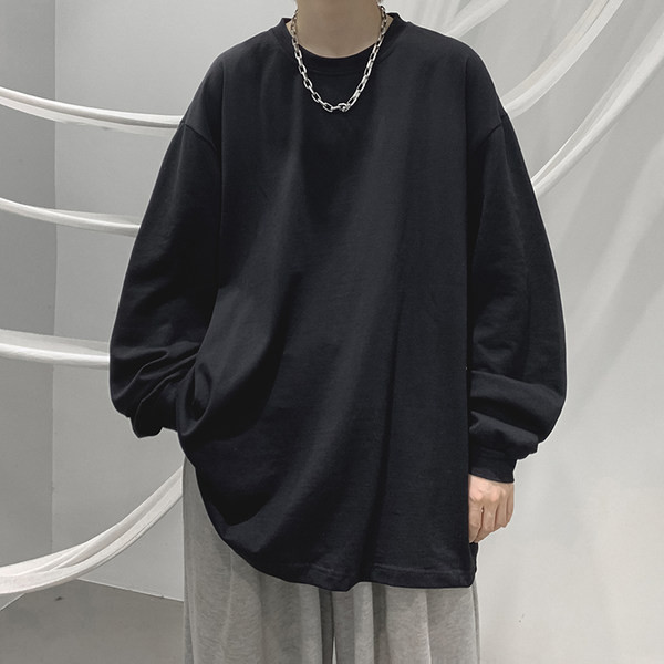 Čist model muške bluze