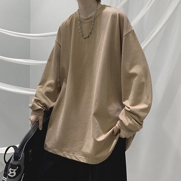 Čist model muške bluze