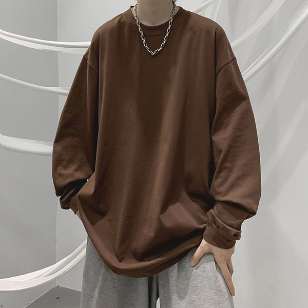 Čist model muške bluze