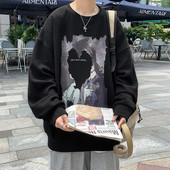 Bluză bărbătească cu guler oval