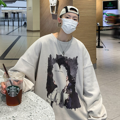 Bluză bărbătească cu guler oval