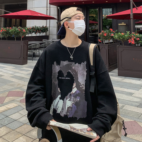 Bluză bărbătească cu guler oval