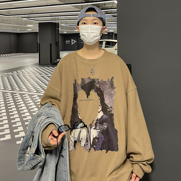 Bluză bărbătească cu guler oval